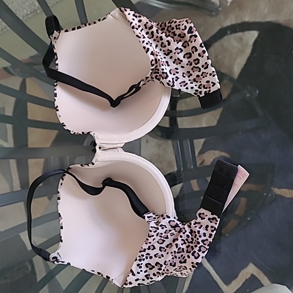 Victoria's Secret Bra ❤ - Picture 5 of 6